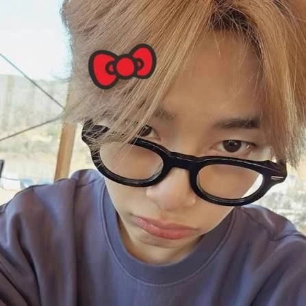 Jeongin thumbnail