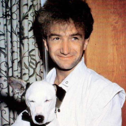 John Deacon - Baixista do Queen  thumbnail