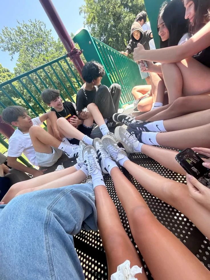 your group of best friends thumbnail