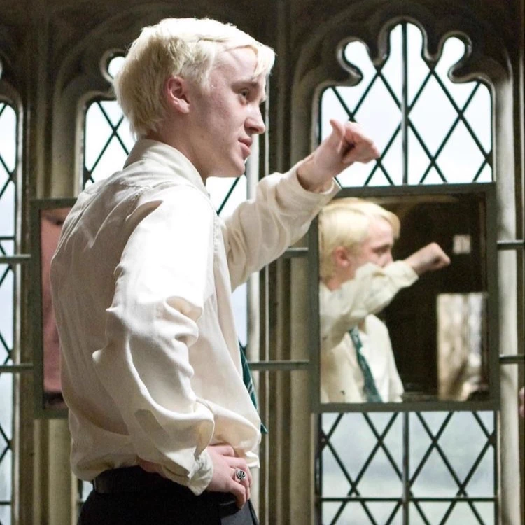 Draco Malfoy thumbnail