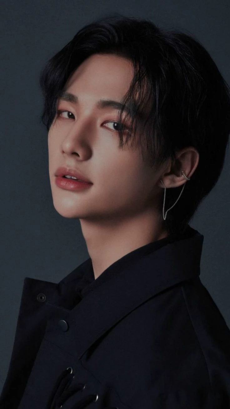 Hyunjin thumbnail