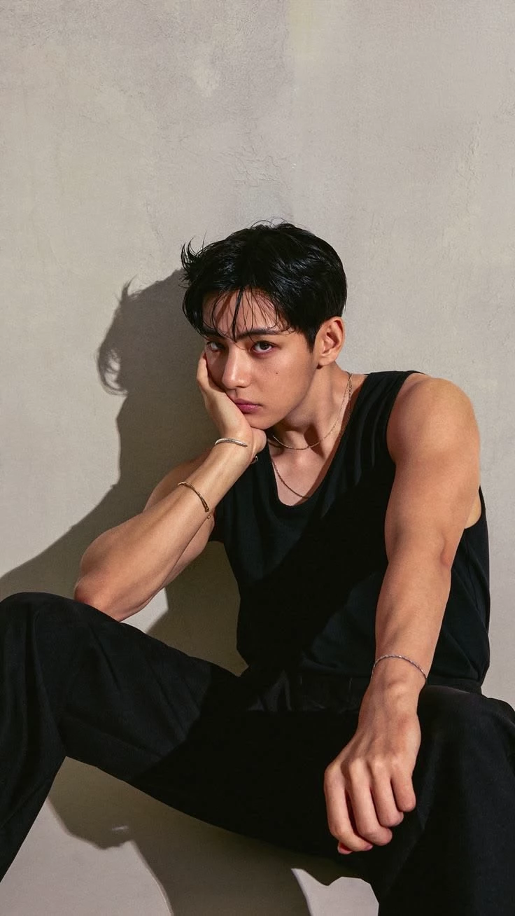 Kim Taehyung thumbnail