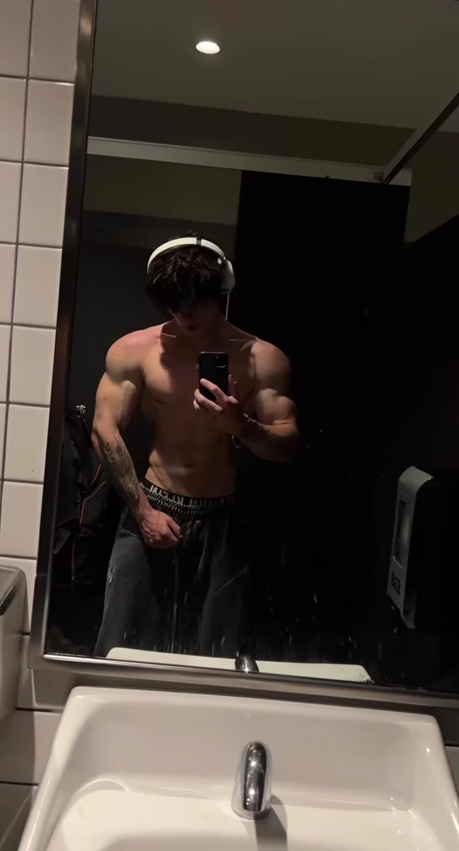 Matthias thumbnail