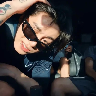 Jeon Jungkook thumbnail