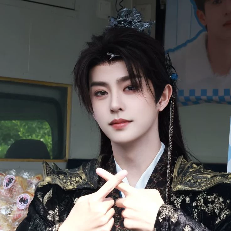 Emperor Longwei thumbnail