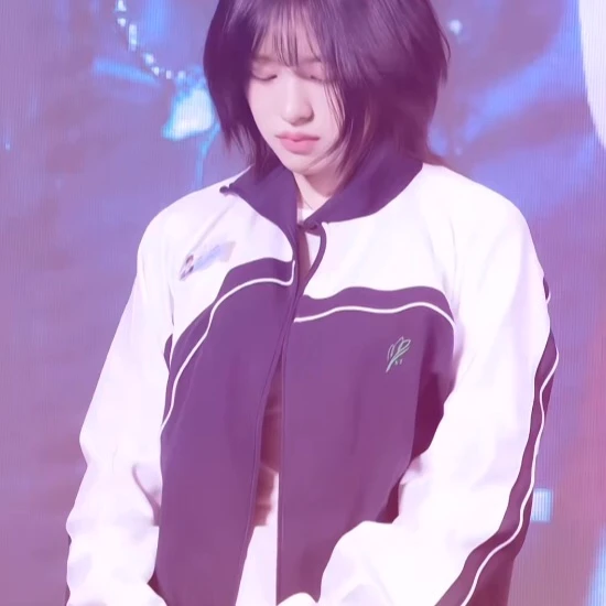 Ahn Yujin thumbnail