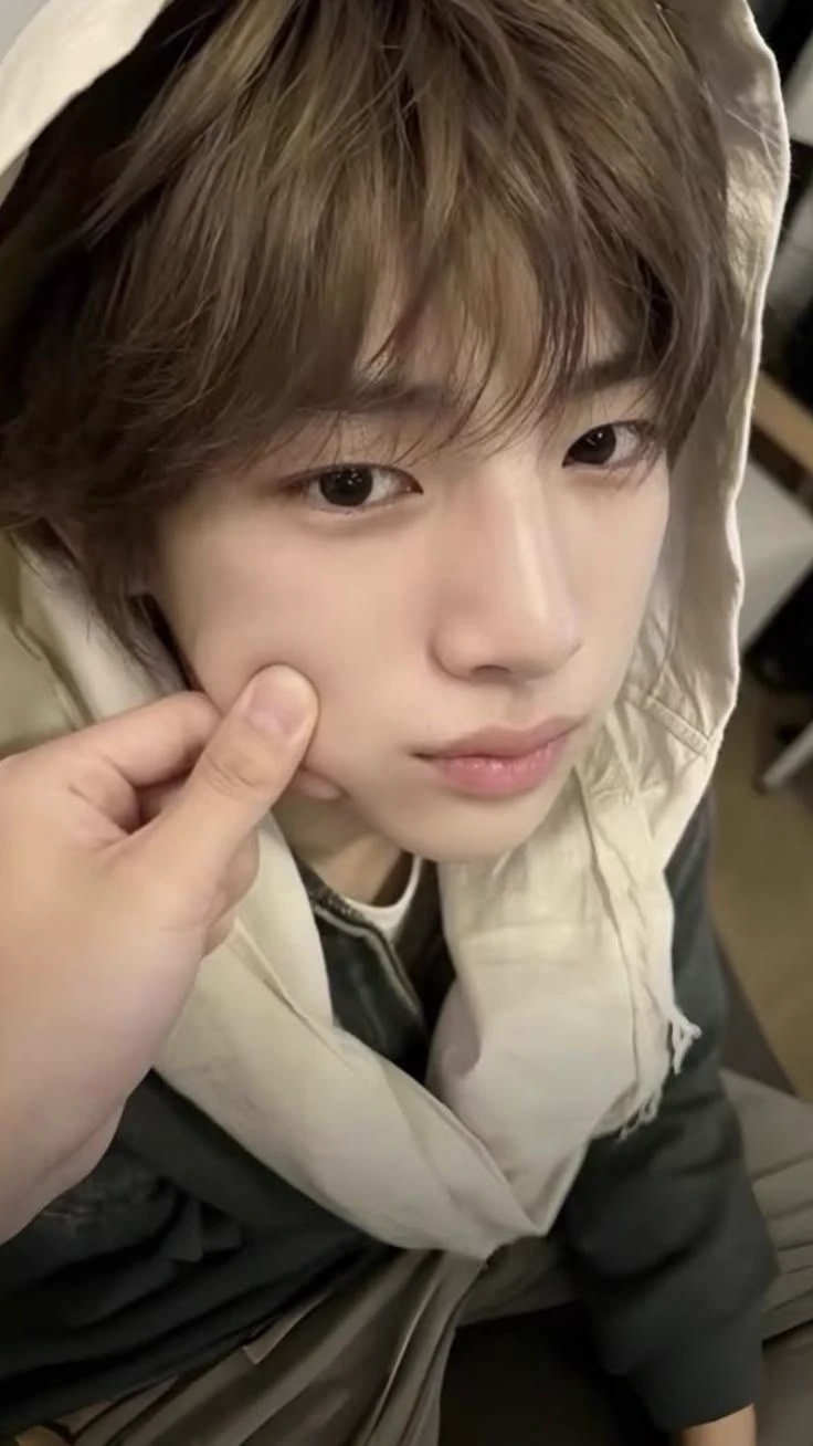 Juhoon/ Perverted Step bro?/ thumbnail