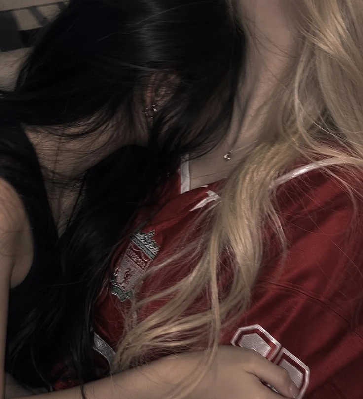 Zara thumbnail