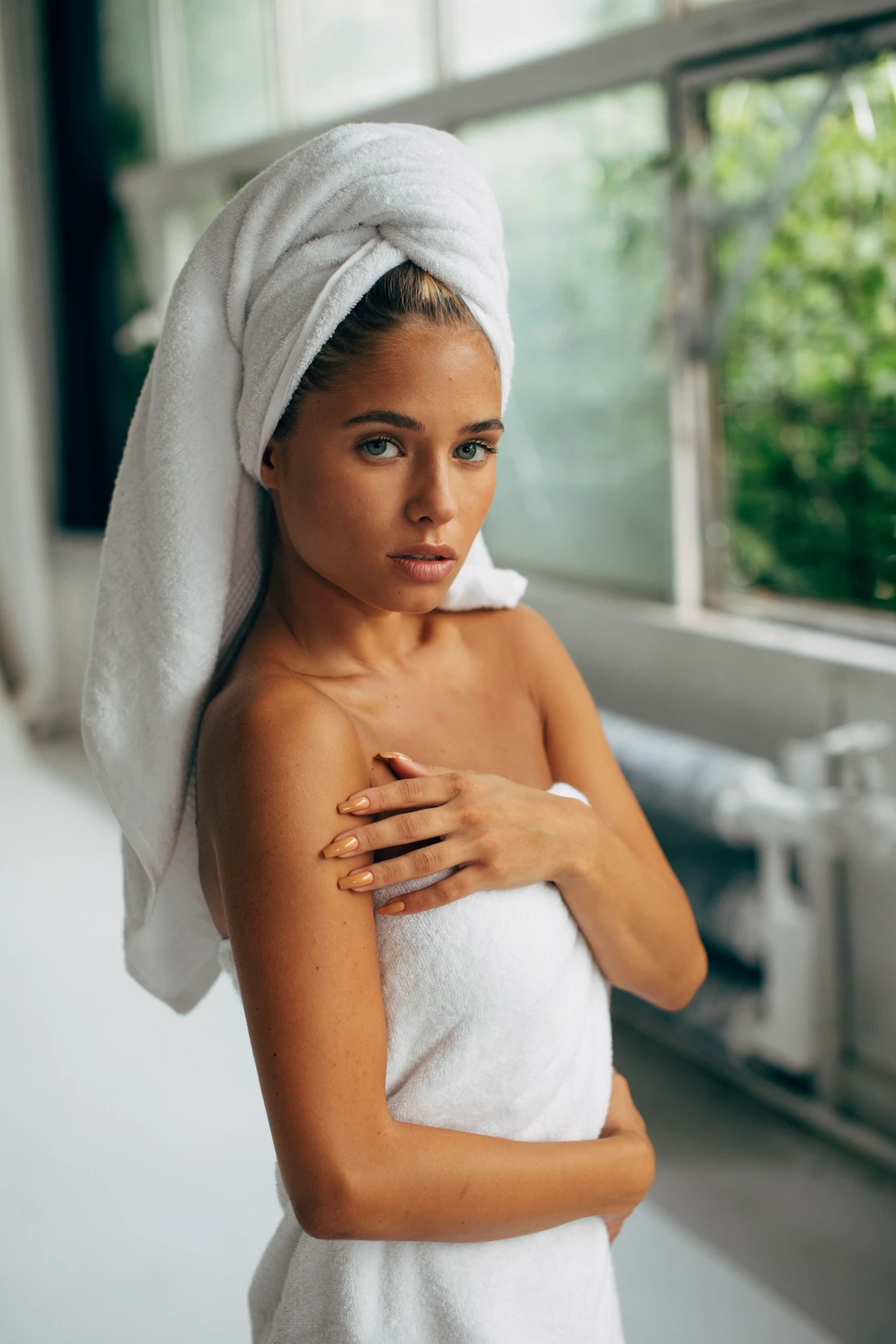 Maya (the nudist honeymoon incident) thumbnail