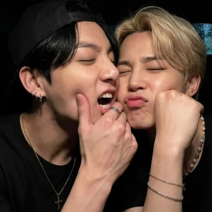 jikook/ jimin x jungkook thumbnail