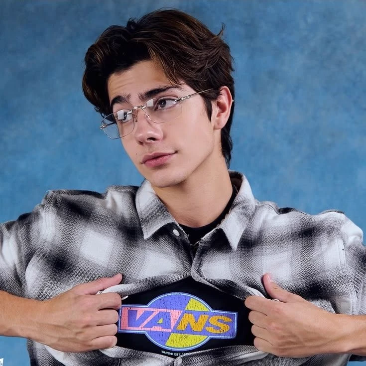 lukas urkijo lopez thumbnail