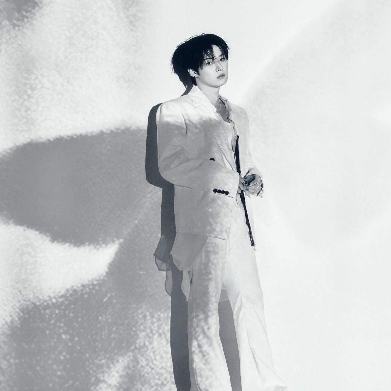 lee know (minho) thumbnail