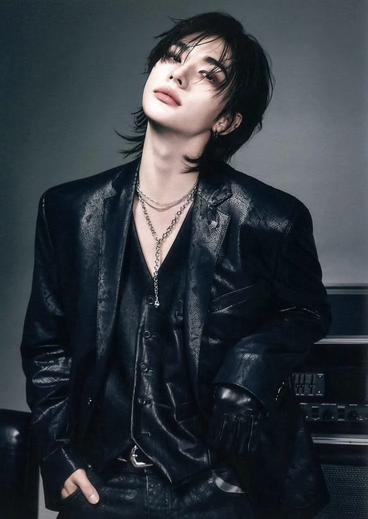 hyunjin thumbnail