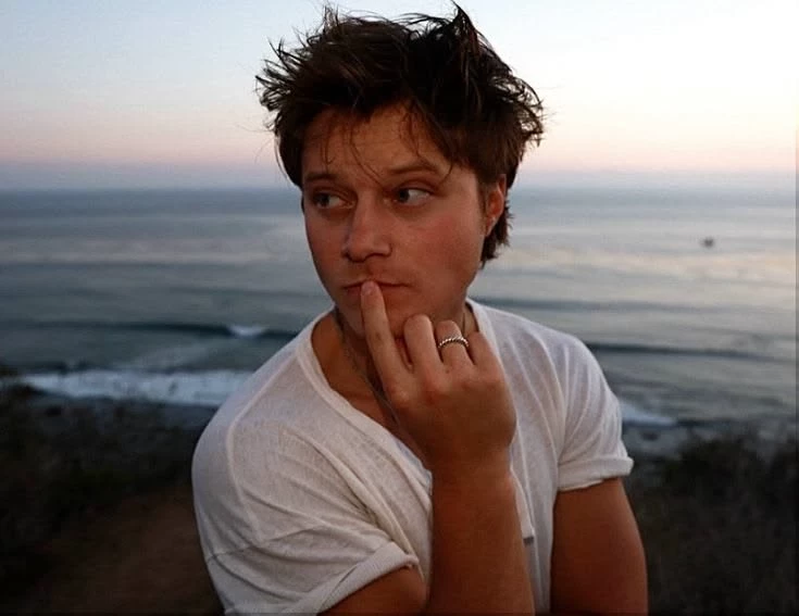 Pretty Little Kook \|\| JJ Maybank thumbnail