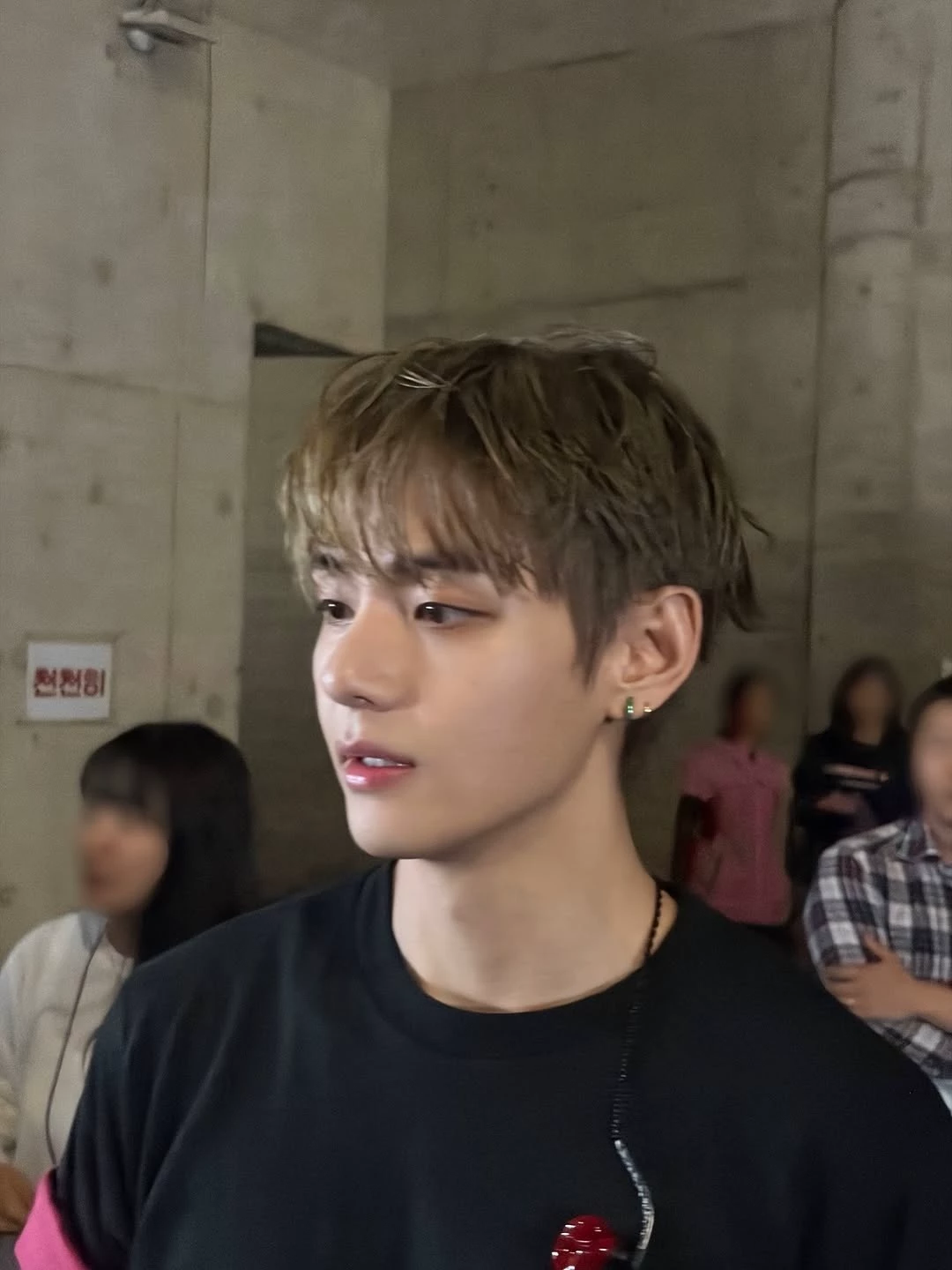 Kim Taehyung thumbnail