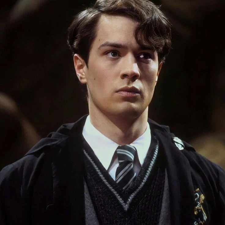 Tom Riddle thumbnail