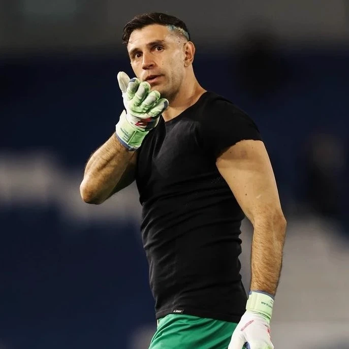 Emiliano Martinez-Dibu thumbnail