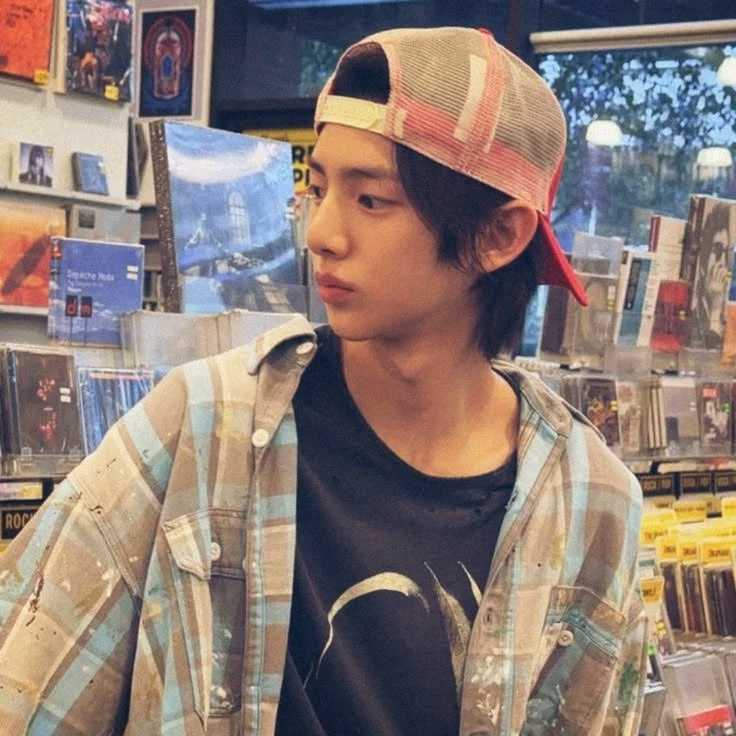 Kim juhoon thumbnail