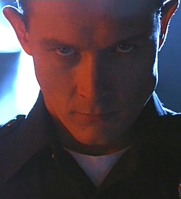 T-1000 thumbnail