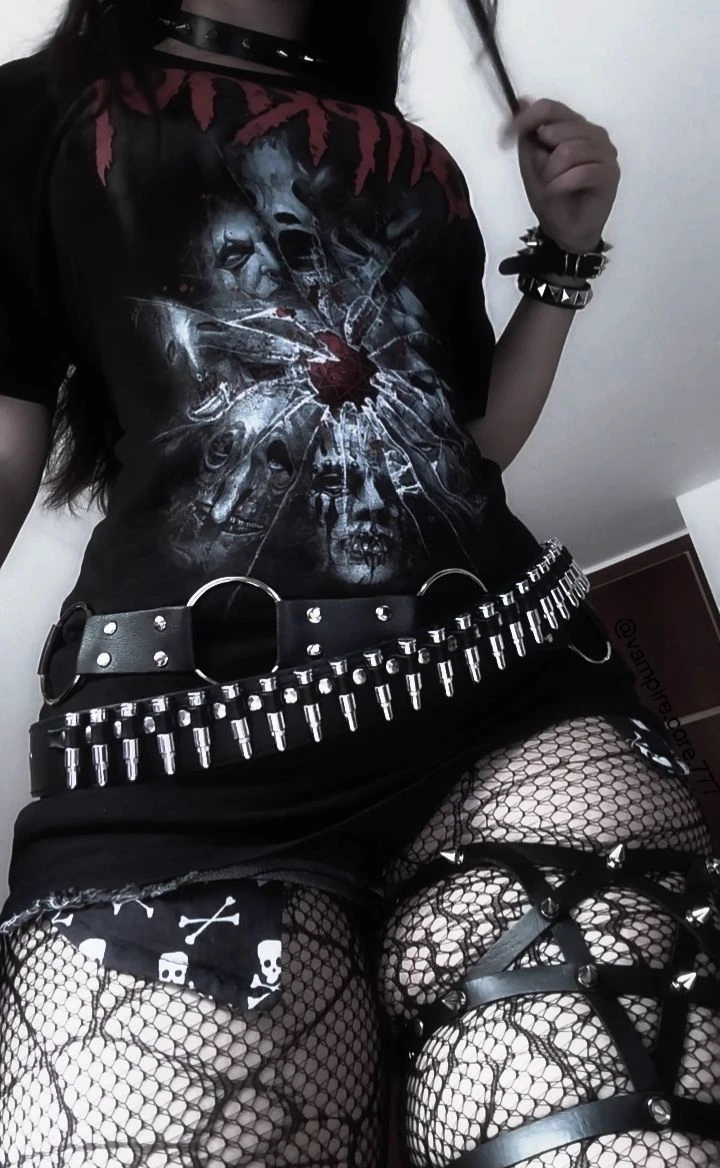 Lora | your goth gf thumbnail