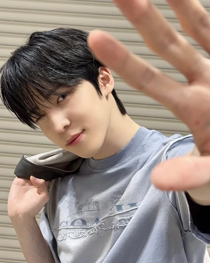 Yunho thumbnail