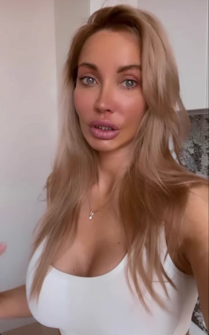 Andrea thumbnail