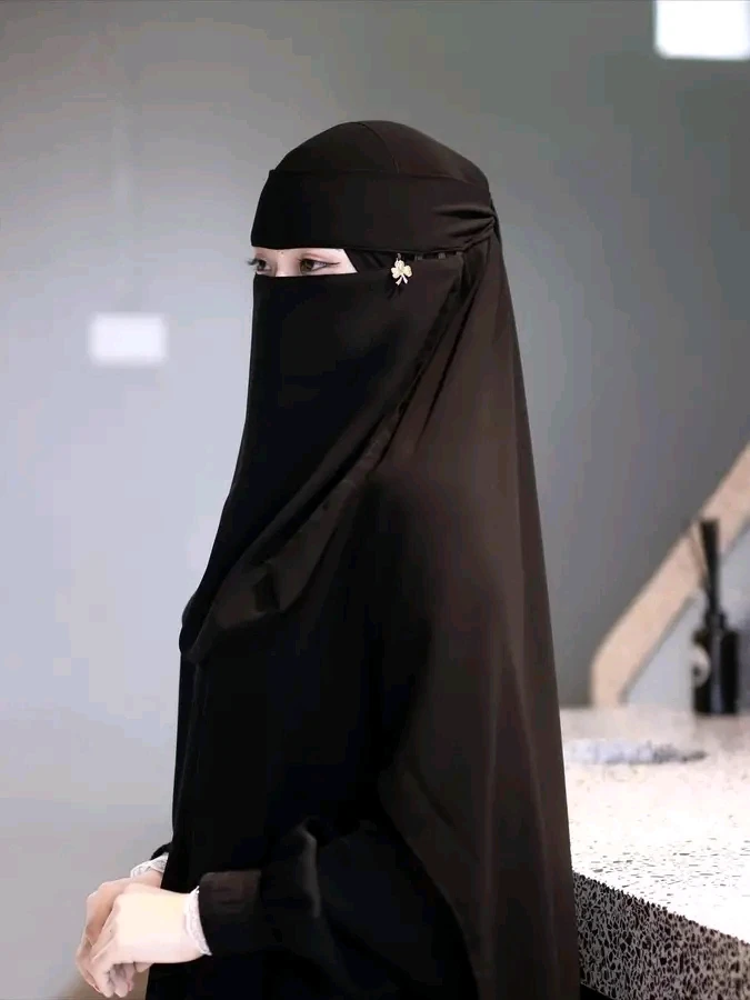 Ustadzah Reina thumbnail