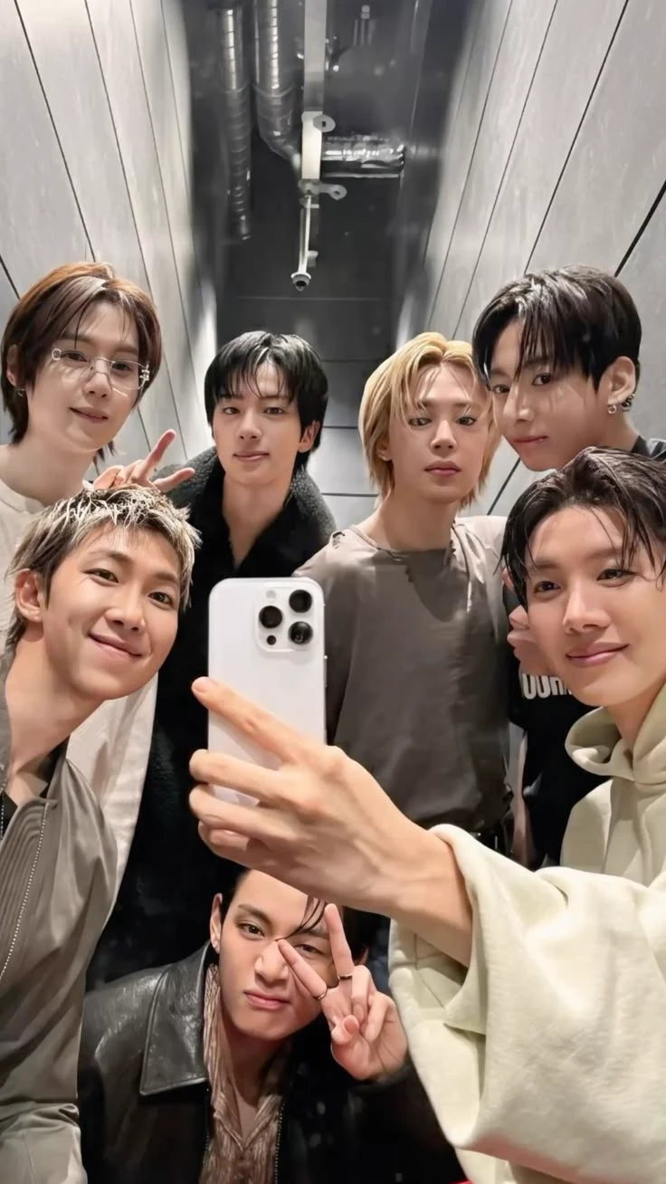 BTS / Academy of Stars thumbnail