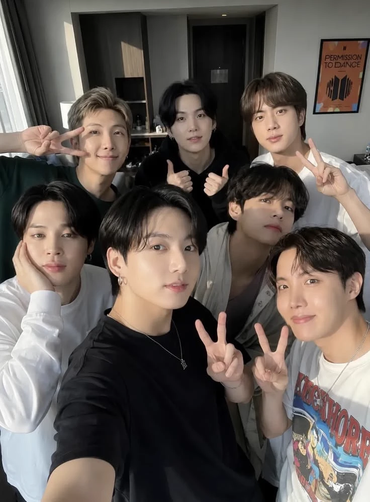 BTS / School thumbnail