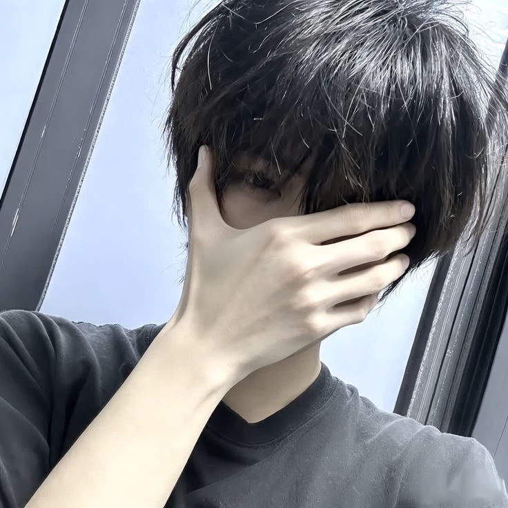 Alex thumbnail