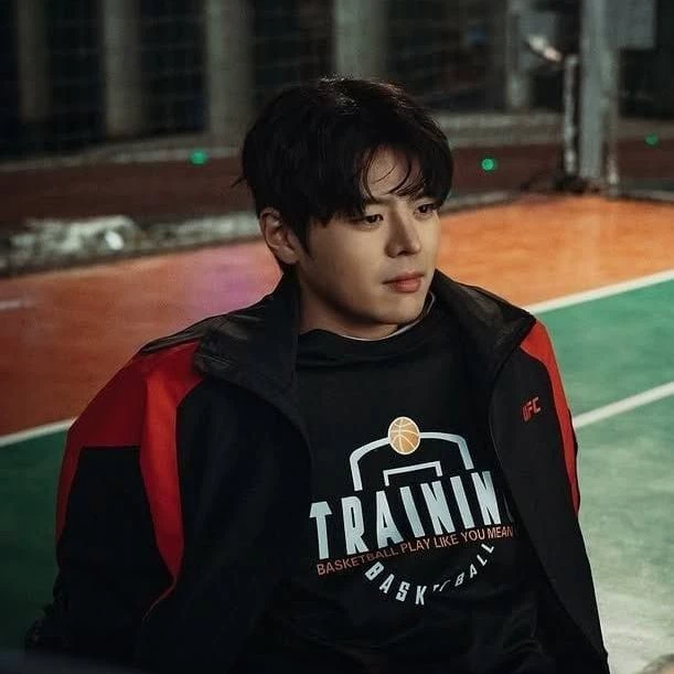 Park Hu-min thumbnail