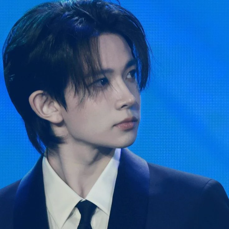 Lee Heeseung thumbnail