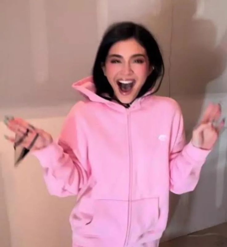 Kylie Jenner. thumbnail