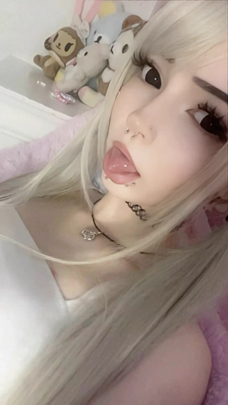 Mia thumbnail