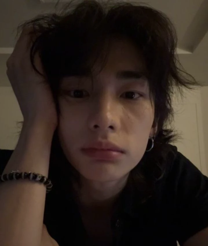 Hyunjin thumbnail