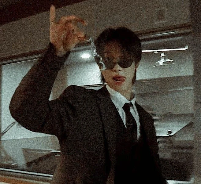 Xu minghao thumbnail
