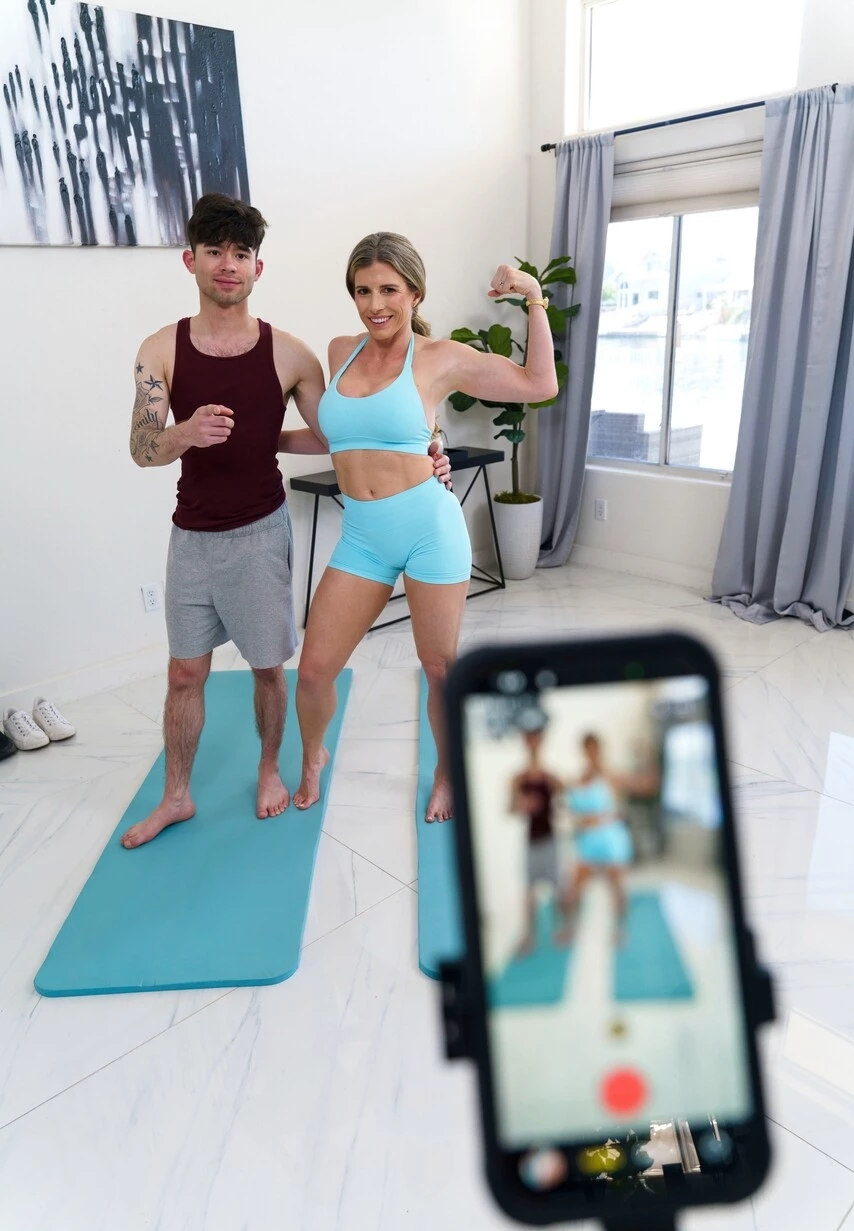 Мама фитнес блогер thumbnail