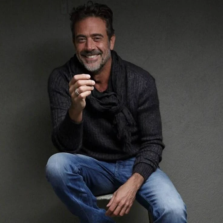 Jeffrey Dean Morgan thumbnail