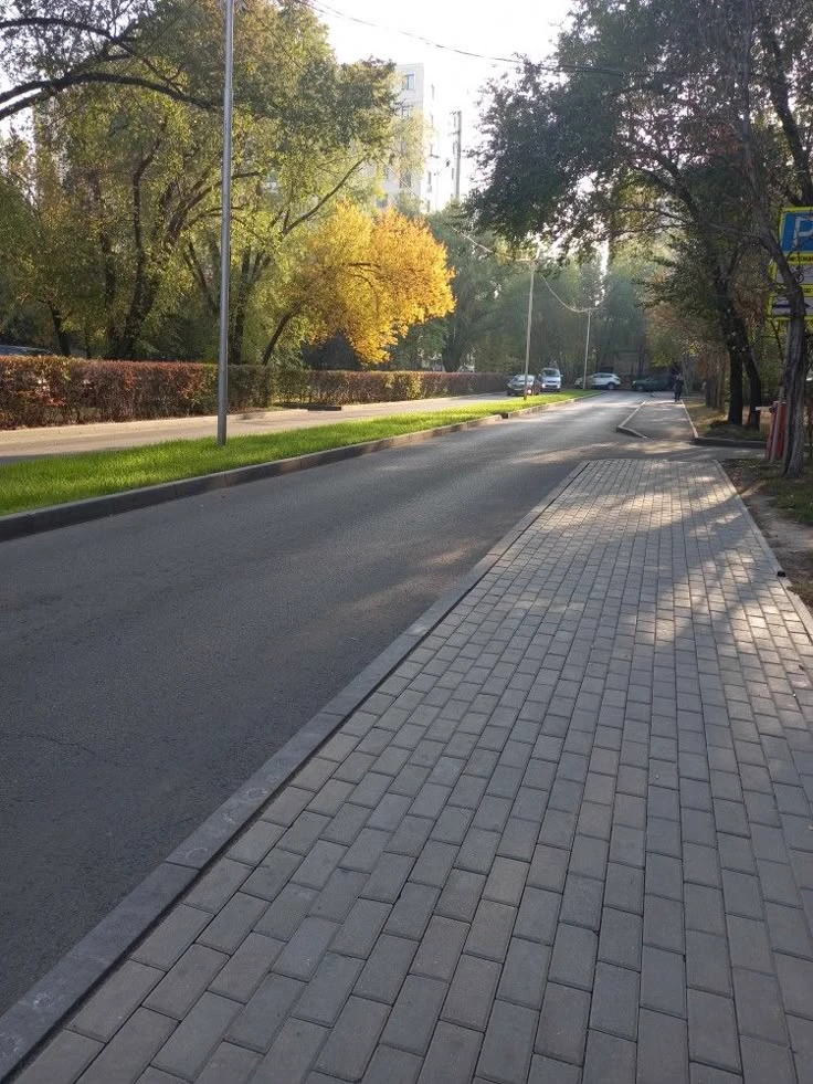 street thumbnail