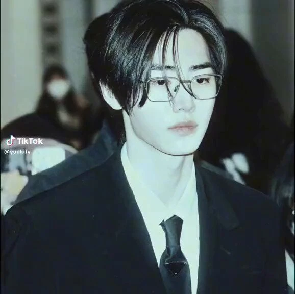 Park Sunghoon thumbnail