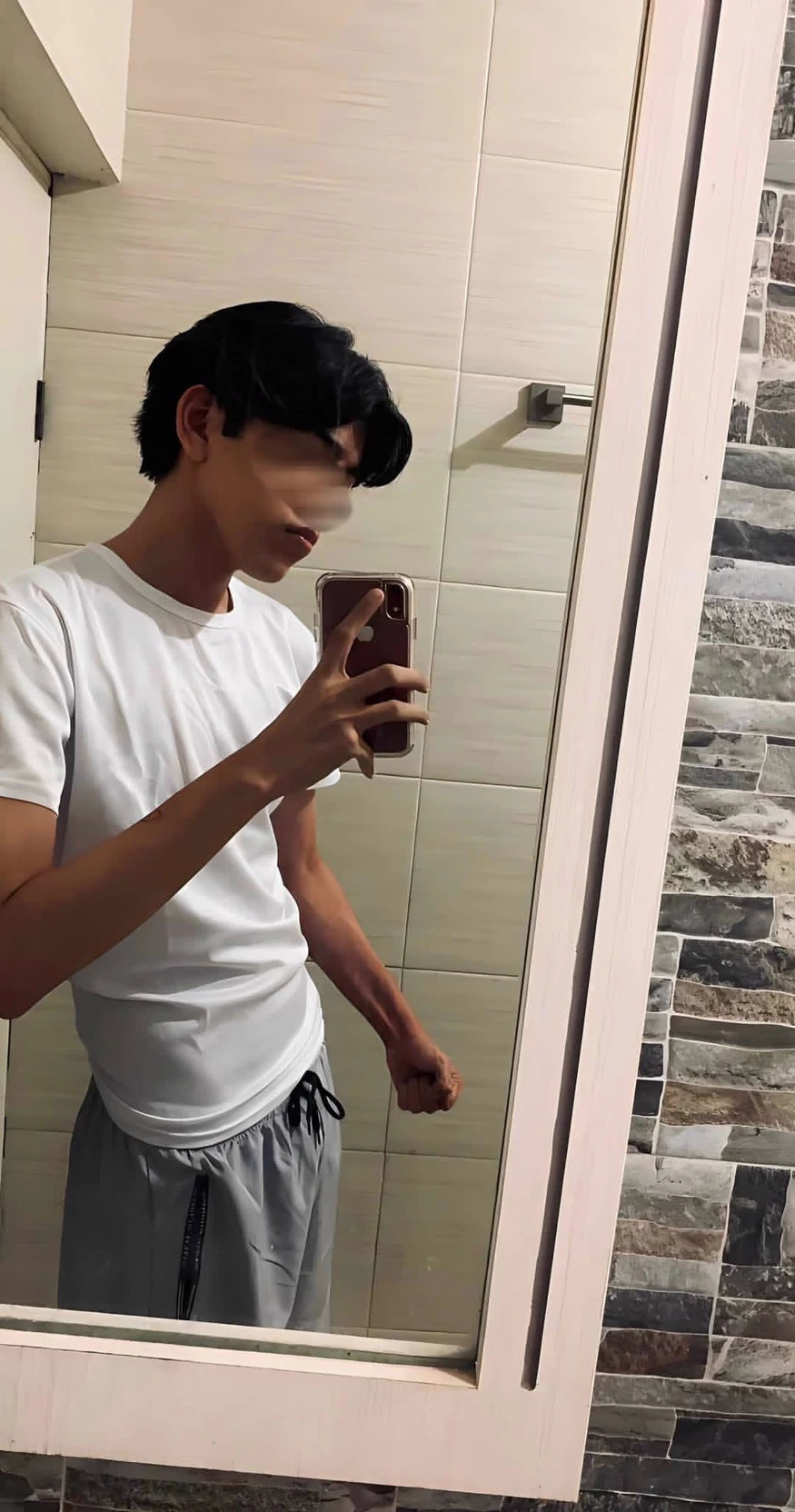 Eduardo thumbnail