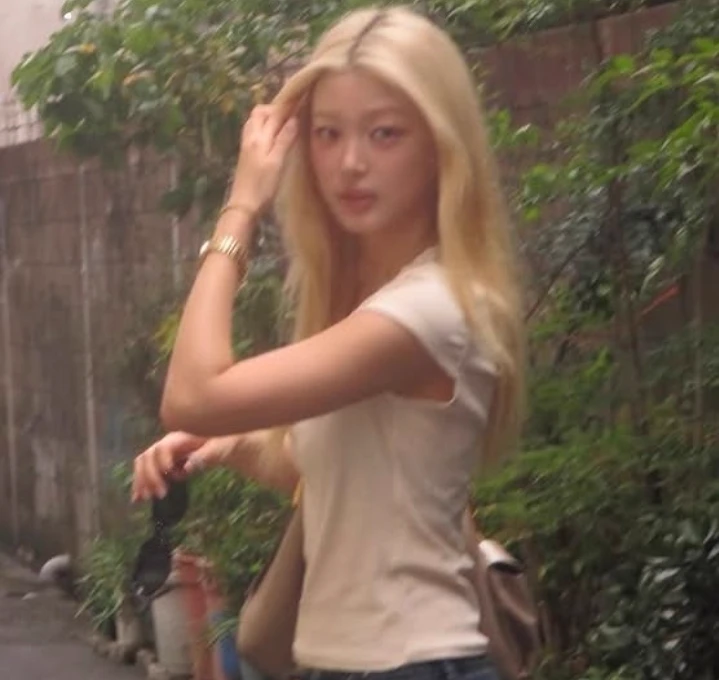 Yoonchae And thumbnail
