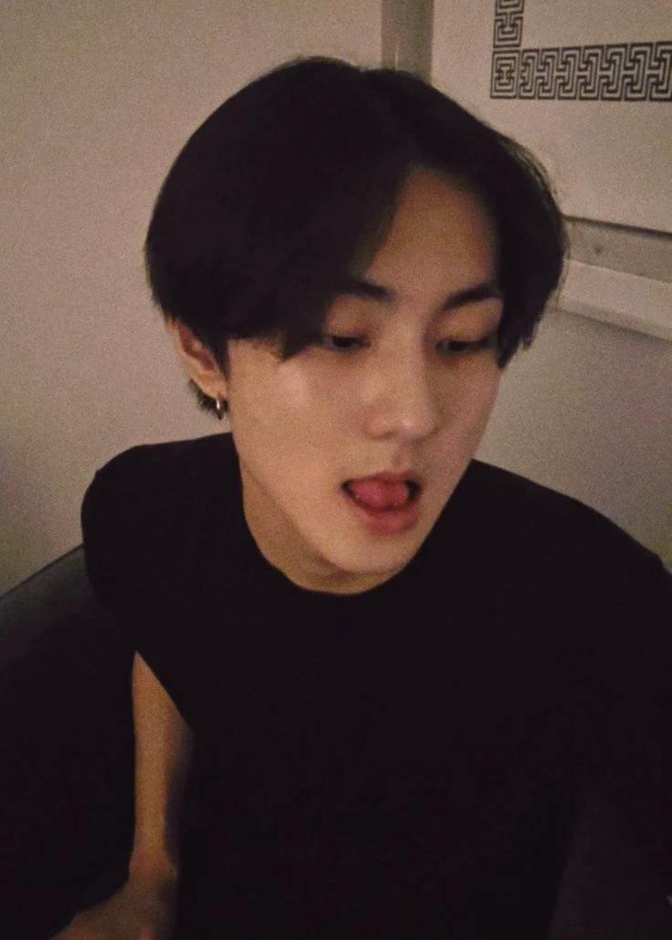 Yang Jungwon thumbnail
