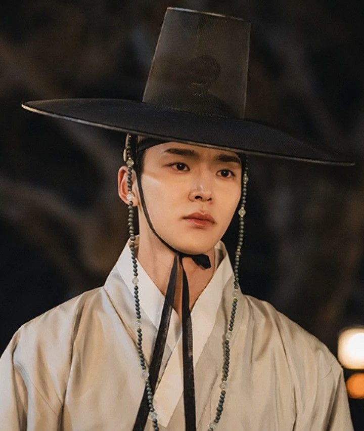 King Rowoon thumbnail