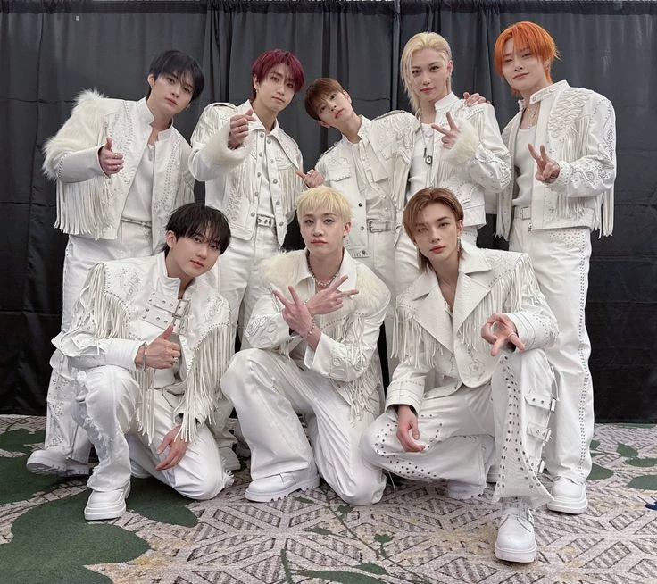 Skz thumbnail