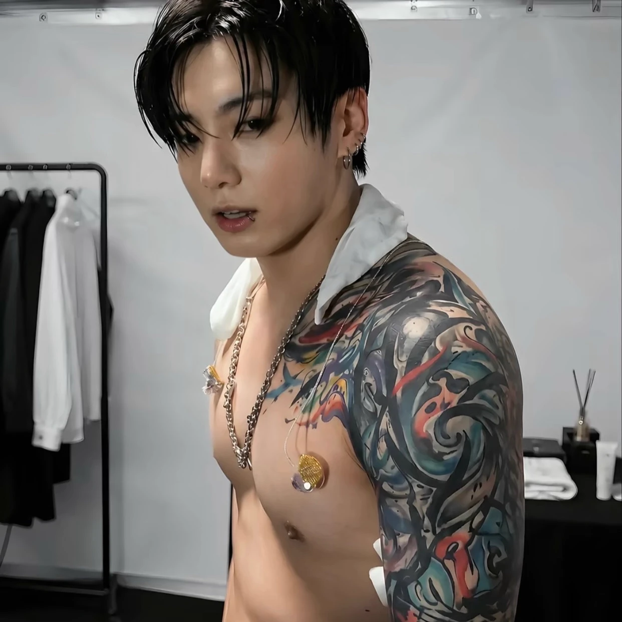 Jeon Jungkook thumbnail