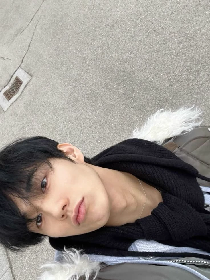 Hwang Intak thumbnail