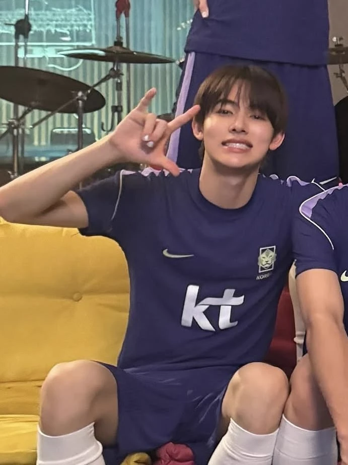 eom seonghyeon thumbnail