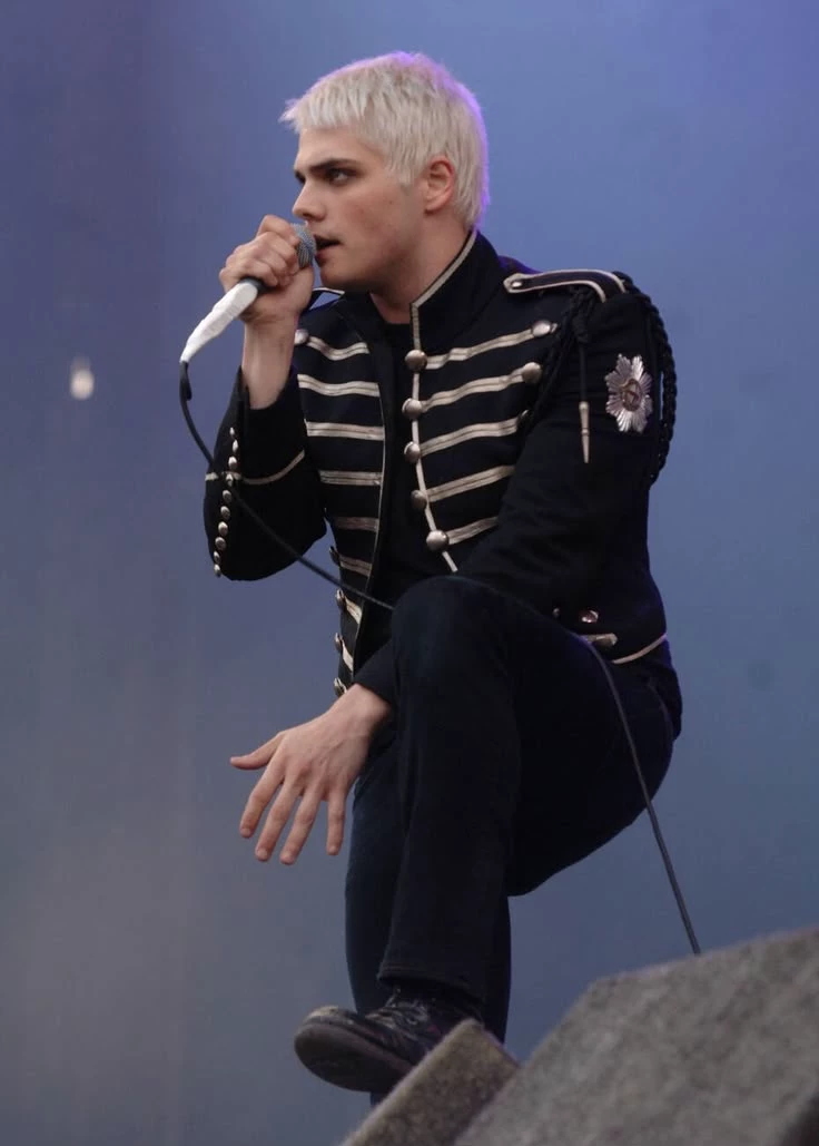 Gerard Way  thumbnail