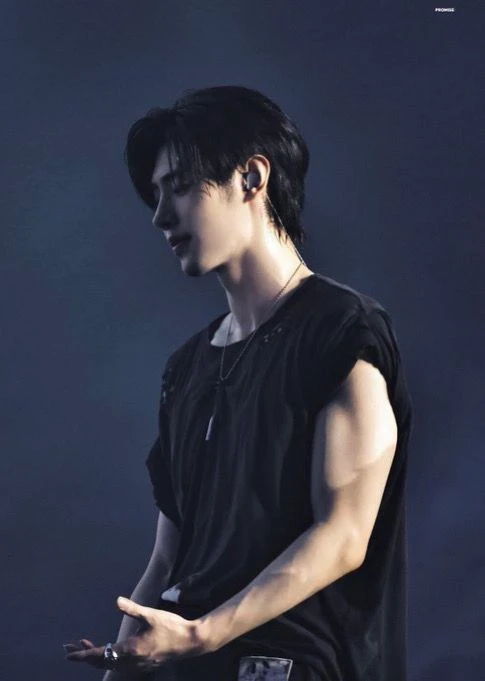 sunghoon thumbnail